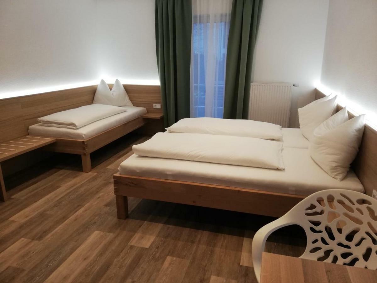 Bed & Breakfast Floeckner 3*